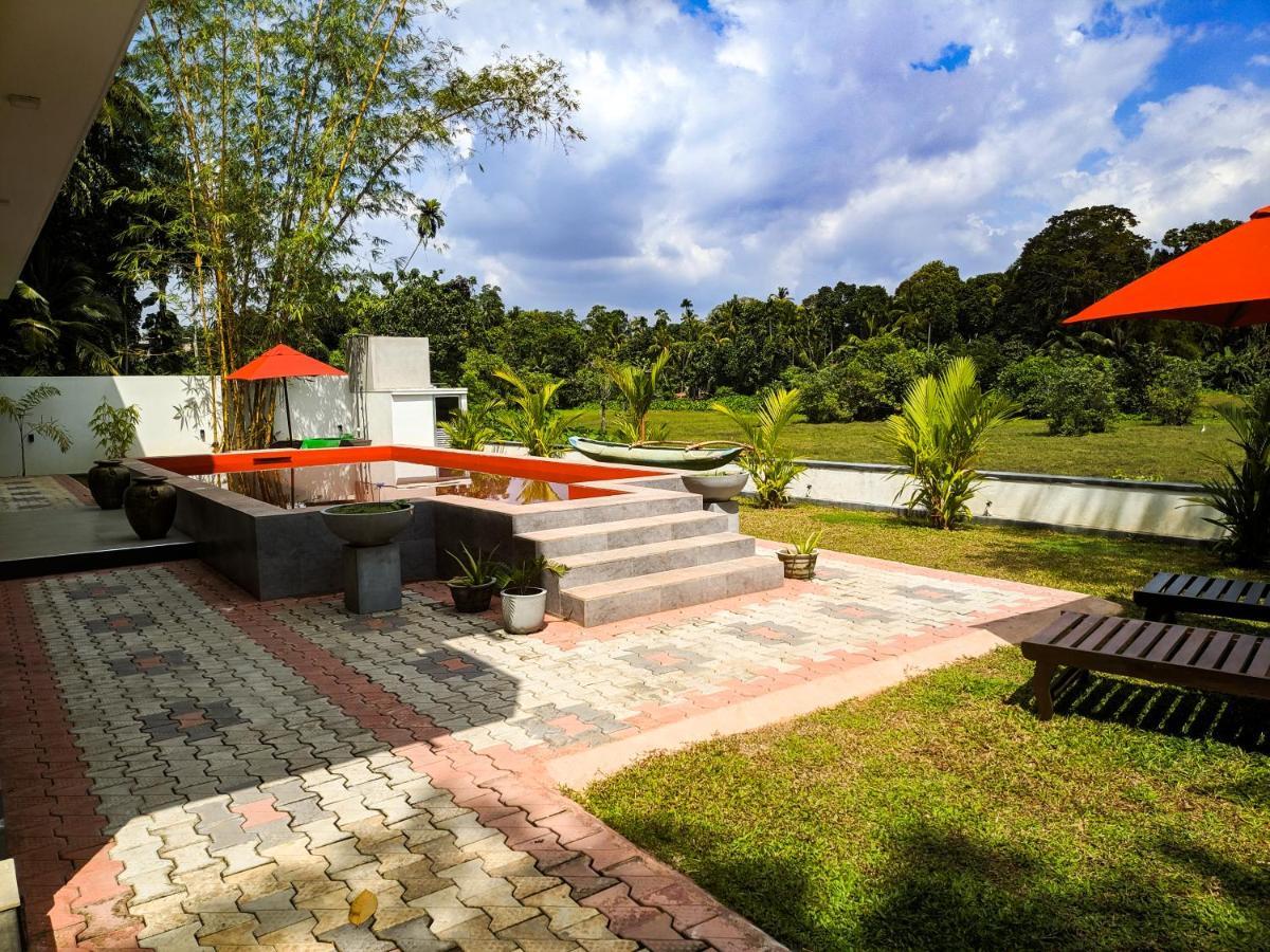 Villa Red Pool Hikkaduwa Exterior photo