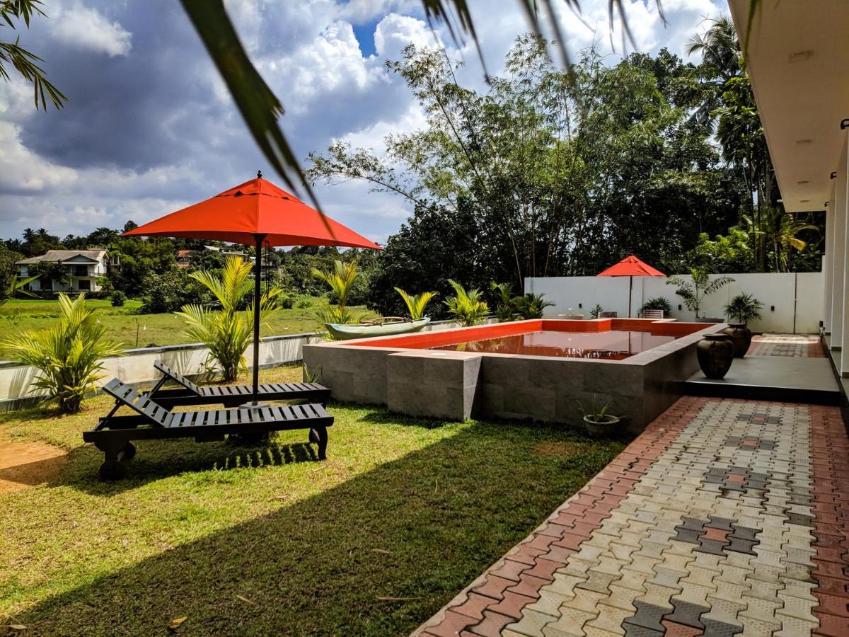 Villa Red Pool Hikkaduwa Exterior photo
